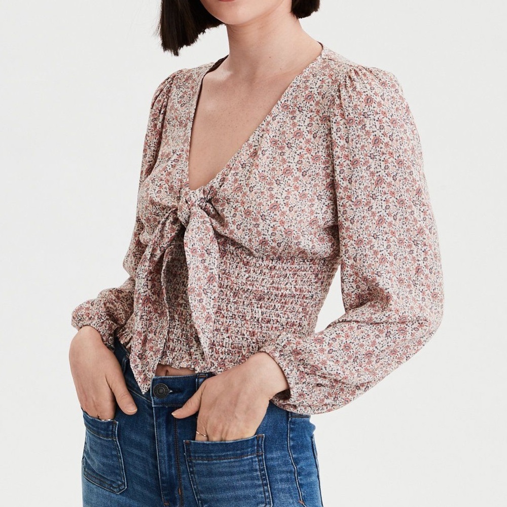 American Eagle smocked top